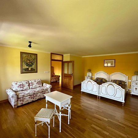 Apartman Zahradka Mirkovice ภายนอก รูปภาพ